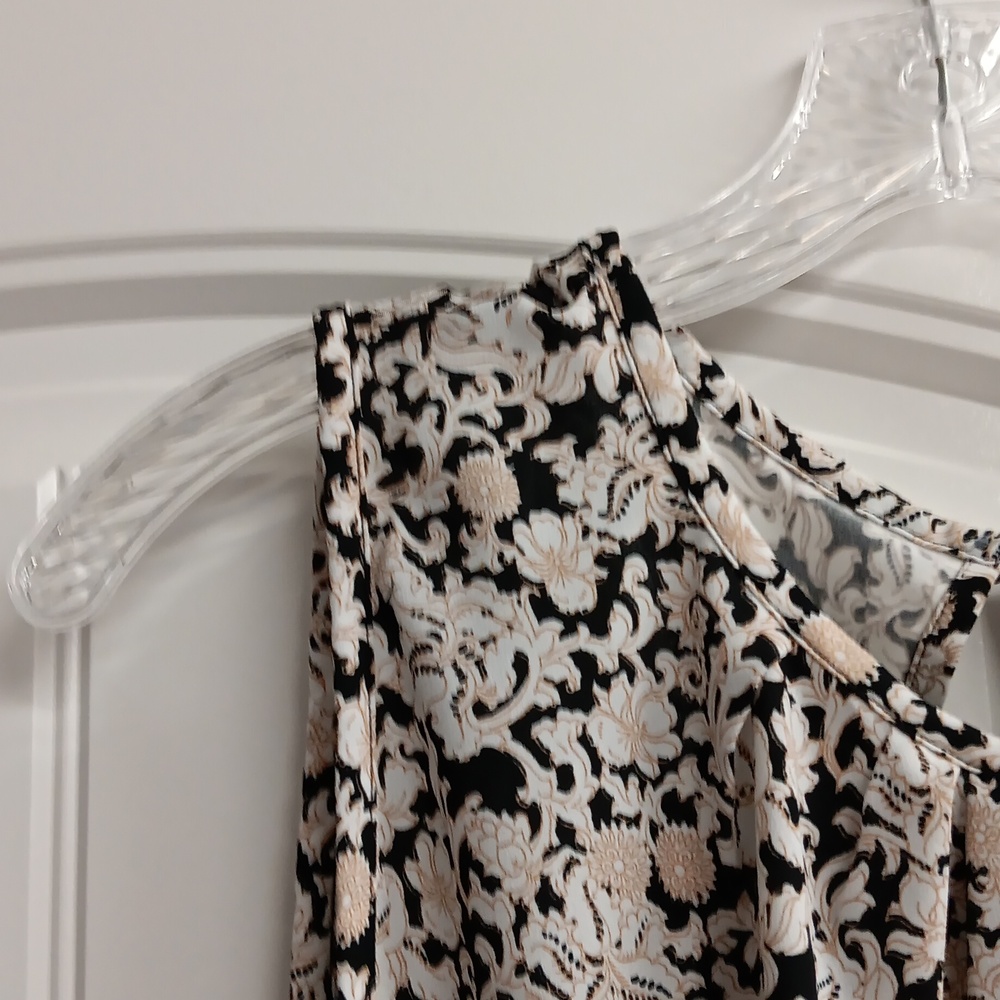 Top - Picture 3 of 7